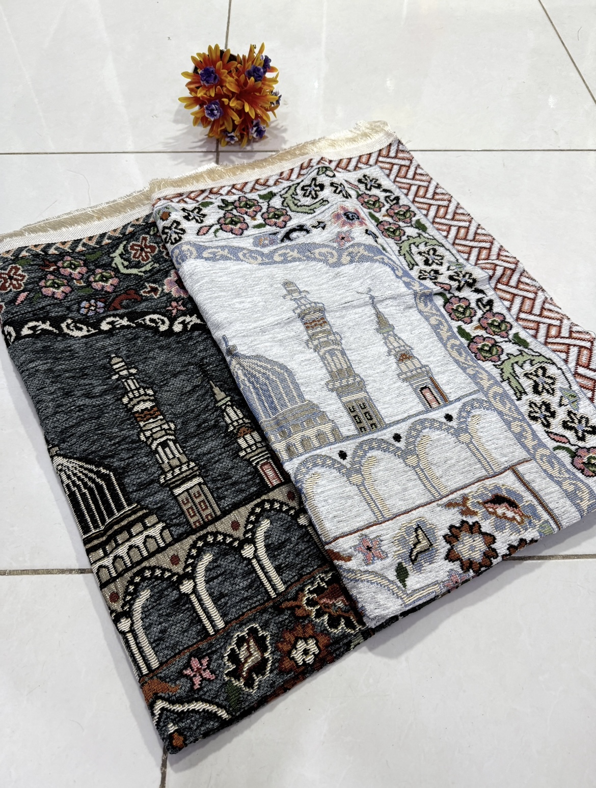 جانماز ریشه دار کاوردار جنس شانل درجه یک