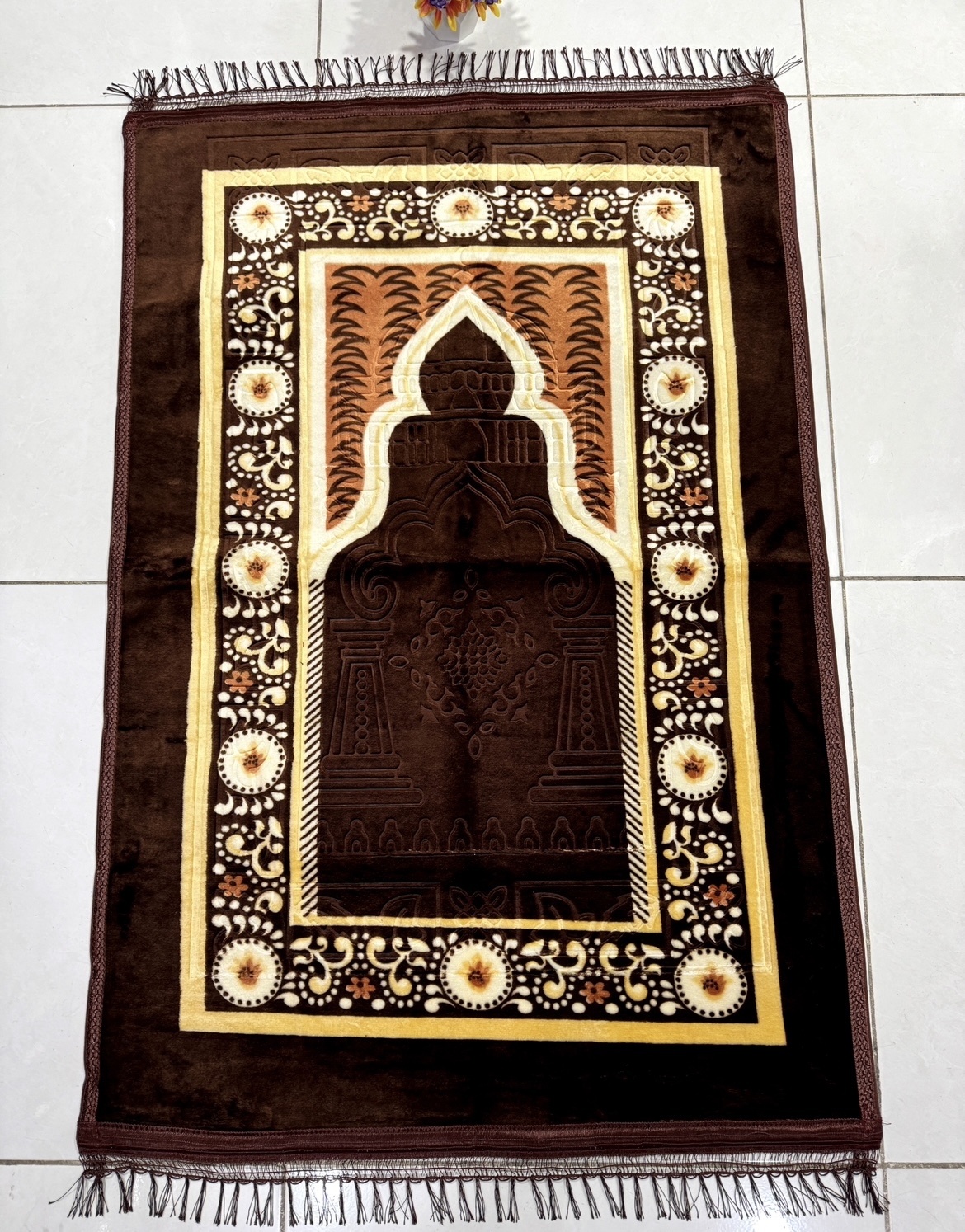 جانماز ترمزدار دار مارک مولا جنس درجه یک در رنگ بندی متنوع